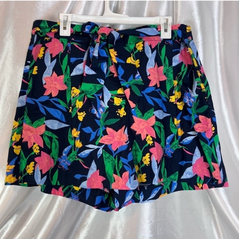 J. Crew Blue Floral High Waisted Shorts, Size 16. NWT - Picture 2 of 7